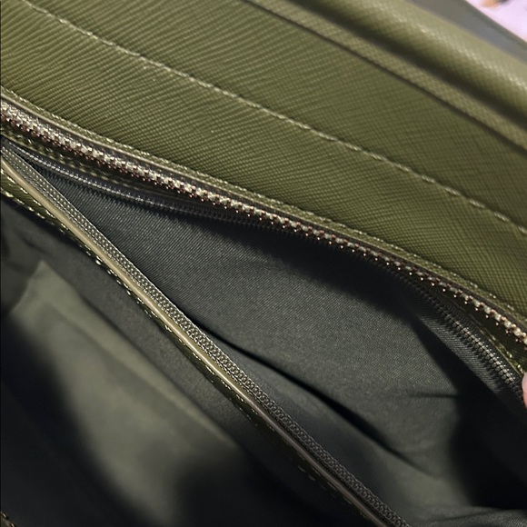 Valentino Orlandi Olive Green Tote with Pouch - Picture 6 of 11